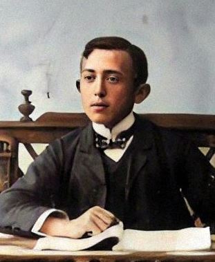 Enlarged || Donia Klionsky(1888-1954) as a pharmacy college student in Borisov, Czarist Russia, c. 1906 